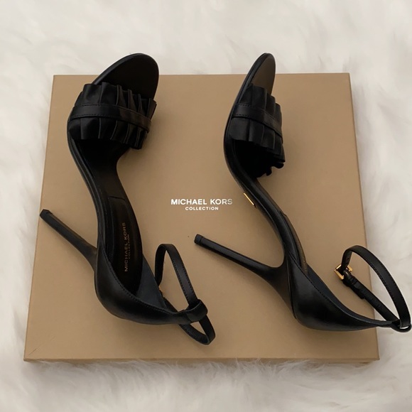 Michael Kors Collection - Picture 4 of 4